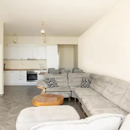 Exclusive Seafront Duplex With Jacuzzi 아파트