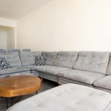 아파트 Exclusive Seafront Duplex With Jacuzzi